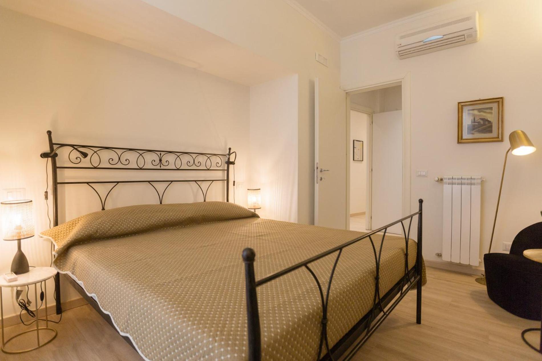 Bea'S Guesthouse Рим Екстериор снимка